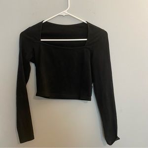 tight fitting cropped black top